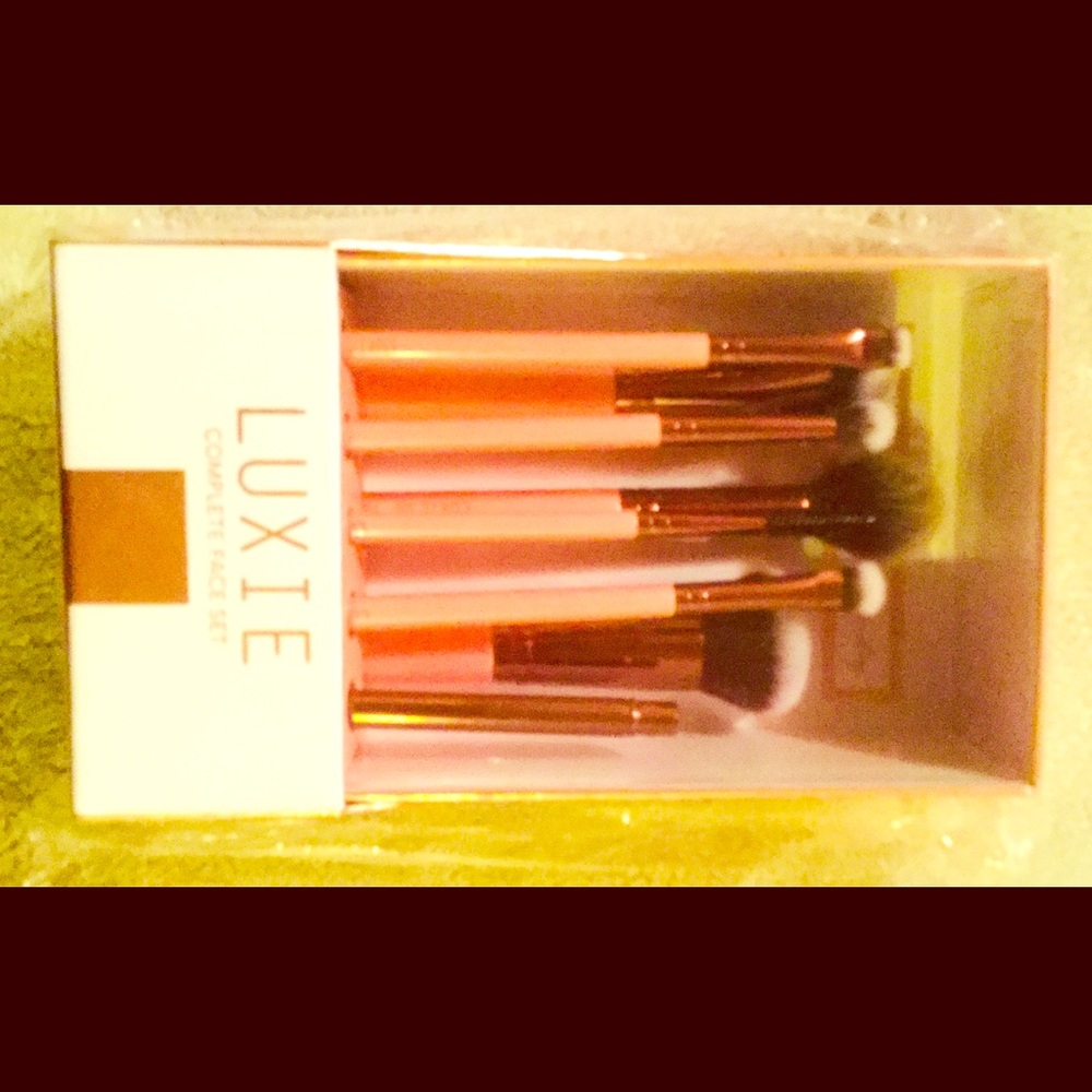 Luxie Complete Face Set Brushes